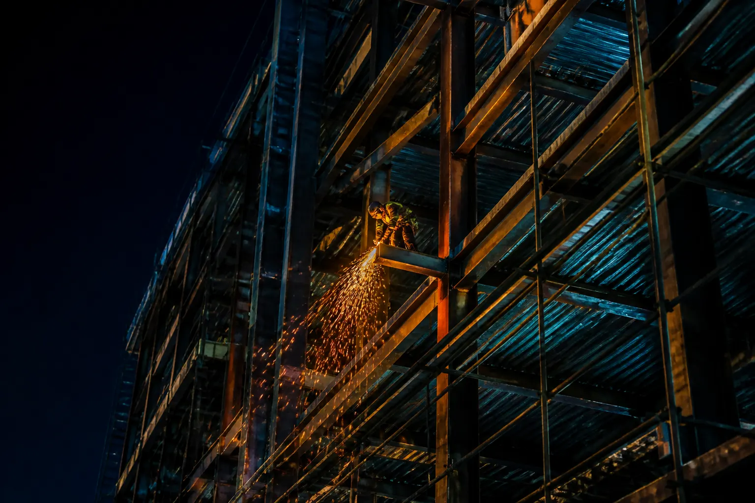 Steel erection at night on a Temporary Works Consulting project